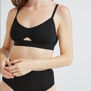 Richer Poorer Cut-Out Bralette NWT